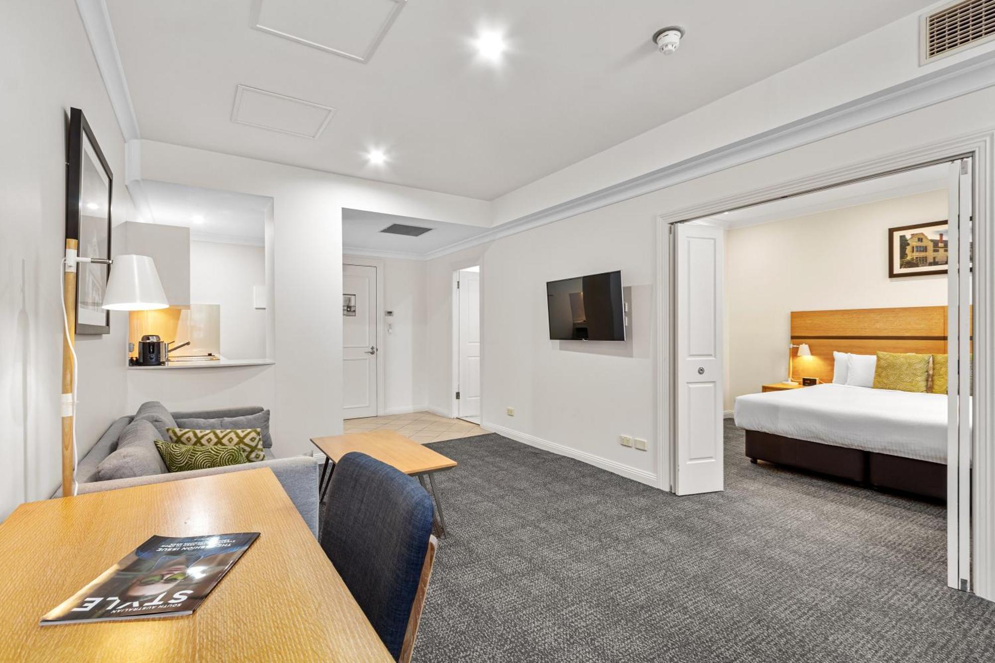 Quality Apartments Adelaide Central Esterno foto